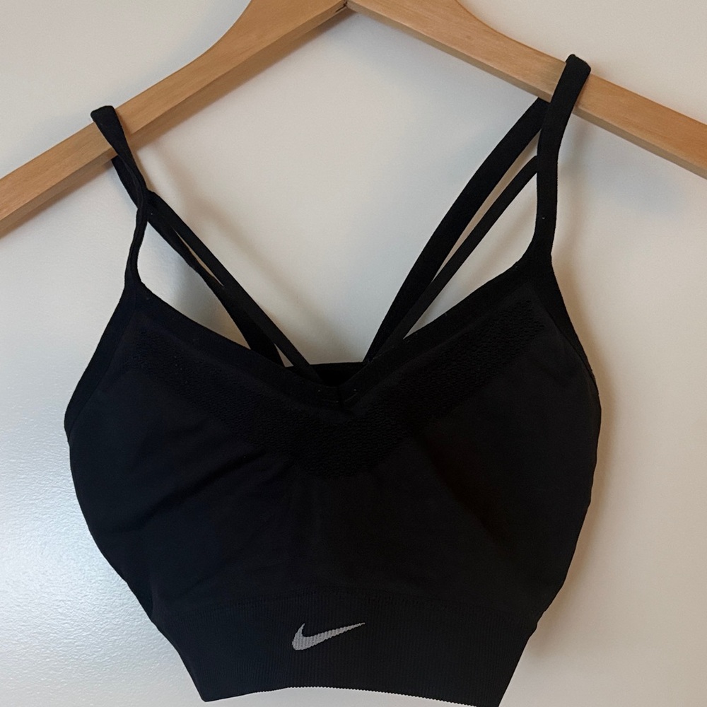 Nike Women's Black Strappy Sports Bra